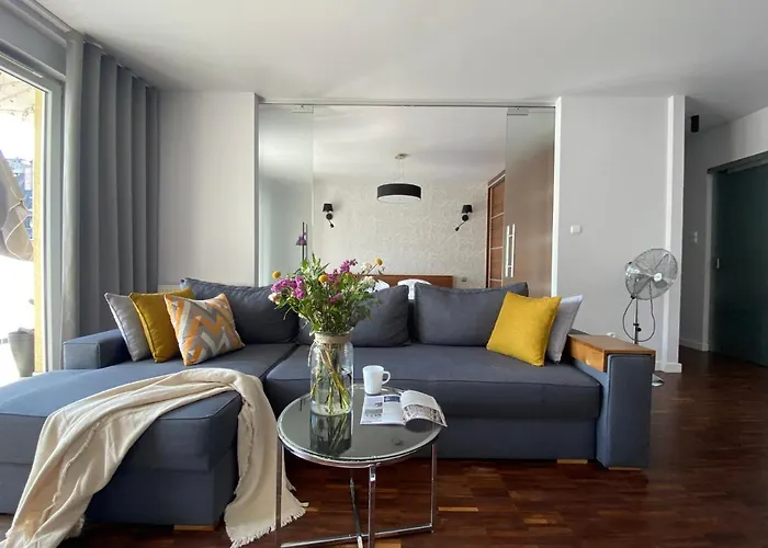 Aravel Old Town Apartments Apartment